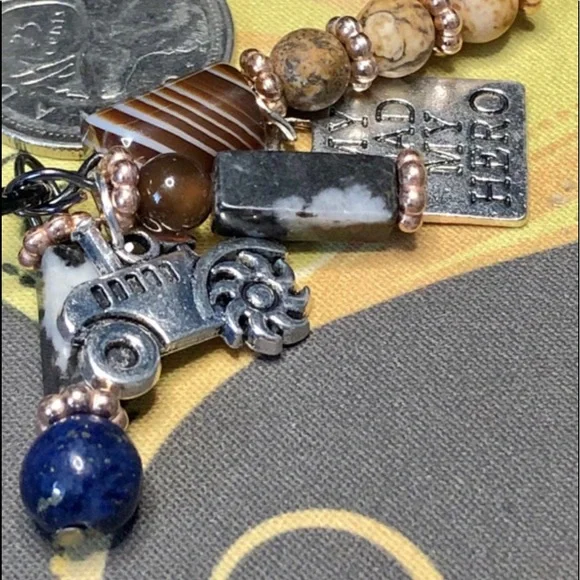 🦸♂️🚜My dad keychain -for him-for valentines? - Picture 4 of 9